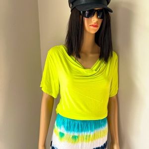 Ladies colorful high low skirt set size L.